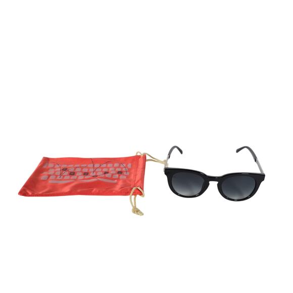 Fossil Round Women’s Sunglasses – Black / Grey (NWT) main image 8